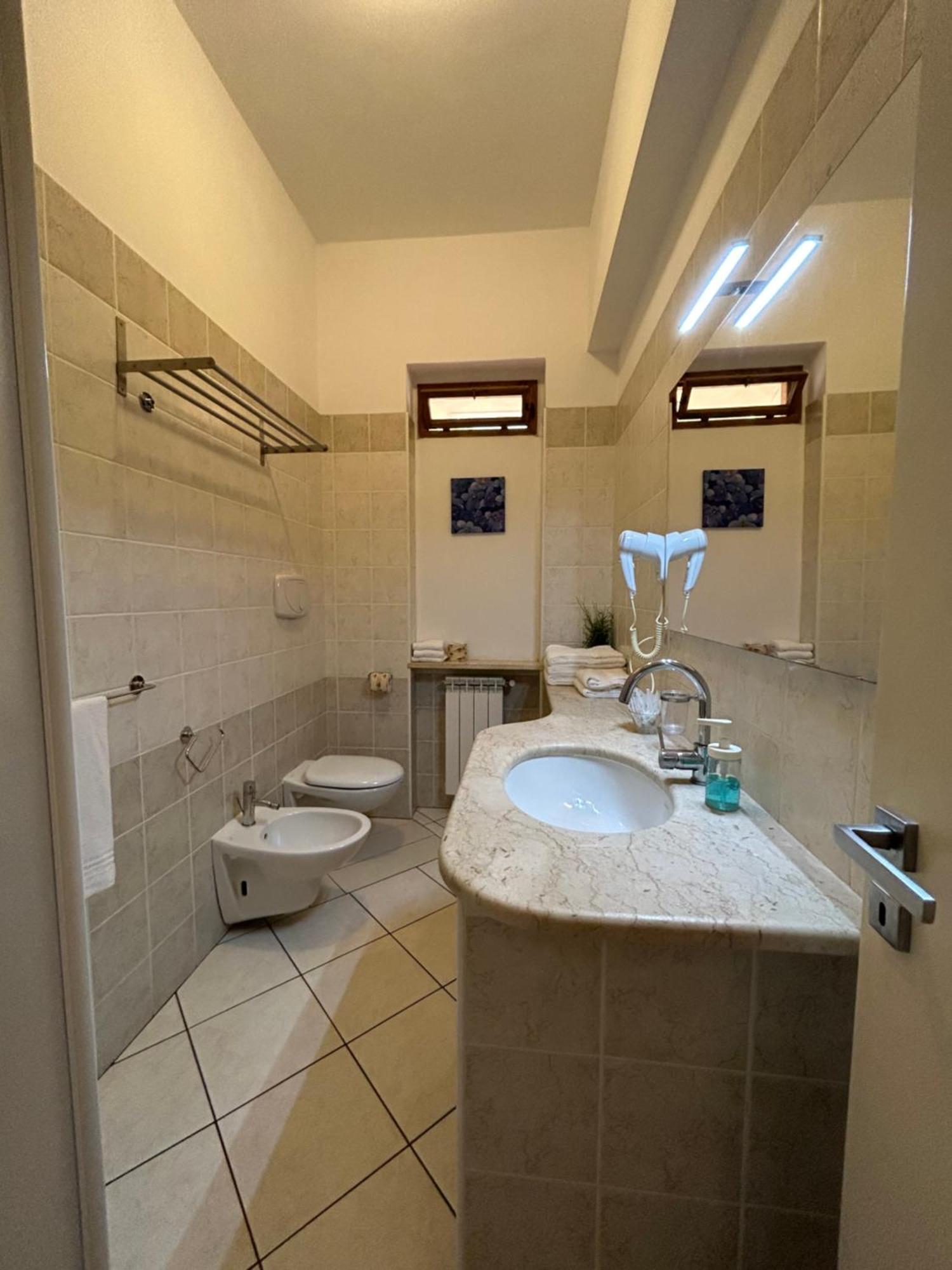 Arcobaleno Tropea Centro B&B 외부 사진