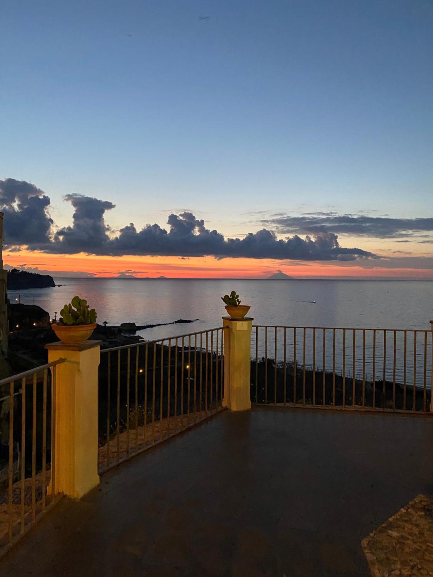 Arcobaleno Tropea Centro B&B 외부 사진