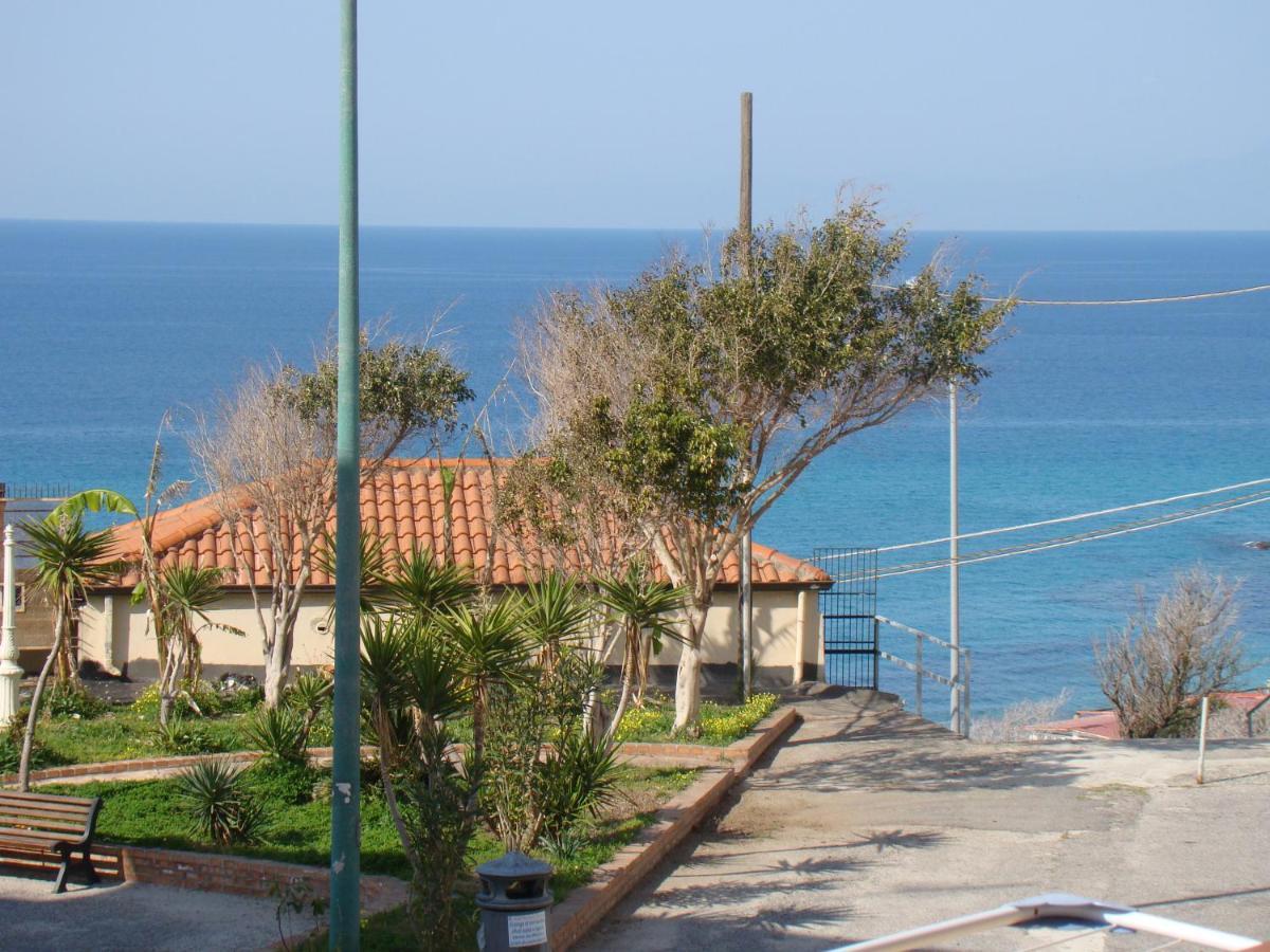 Arcobaleno Tropea Centro B&B 외부 사진